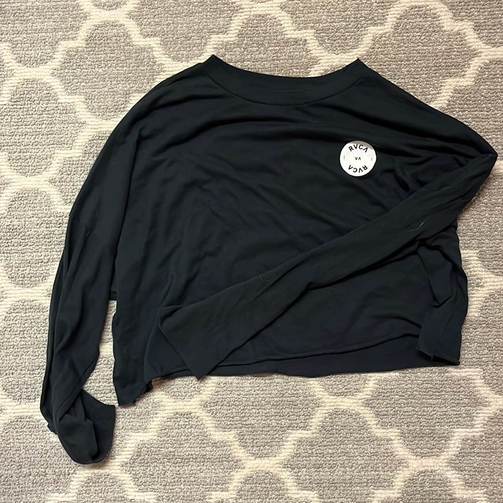 RVCA cropped long sleeve shirt